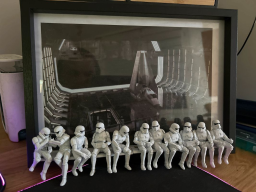 Stormtroopers assis sur une poutrelle